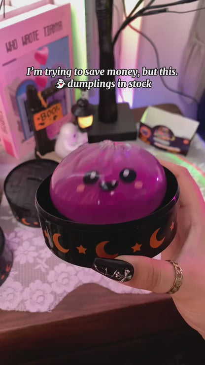 Delightful Halloween Dumpling Squishy with Steamer Box - 8.5cm Stress Relief Toy for Adults - Perfect Anti-Anxiety Gift!